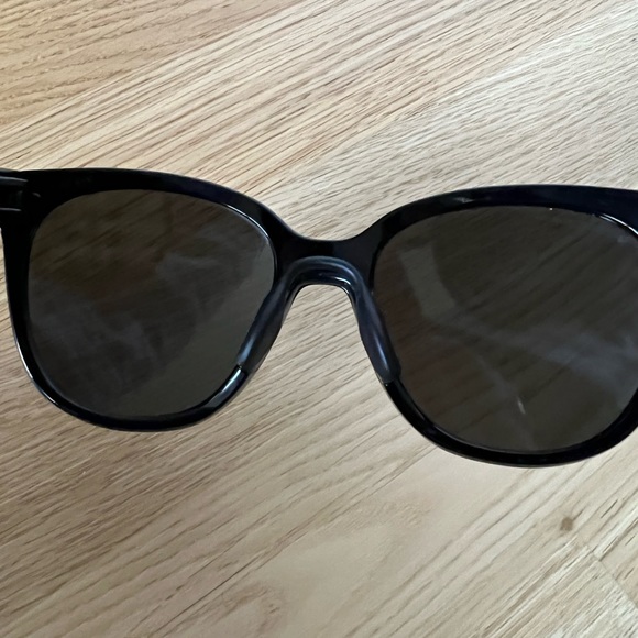 Oakley Prizm Polarized Sunglasses - Picture 6 of 11